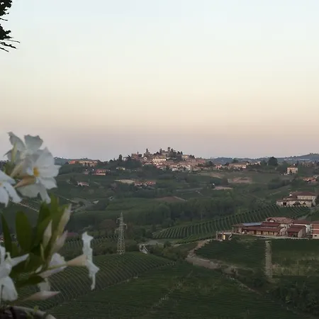 瑞维拉农家乐 *